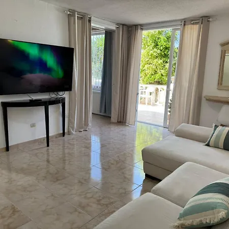 Americas 4- Bedroom Parking Private * Playa de las Americas (Tenerife)