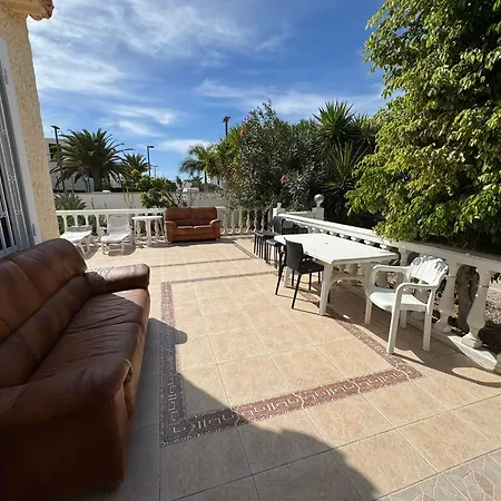 Villa Americas 4- Bedroom Parking Private Playa de las Americas (Tenerife)