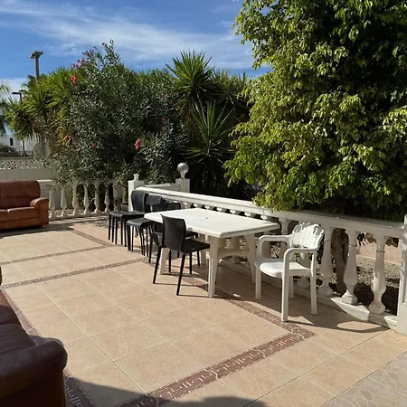Villa Americas 4- Bedroom Parking Private Playa de las Americas (Tenerife)