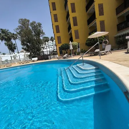 Americas 4- Bedroom Parking Private * Playa de las Americas (Tenerife)